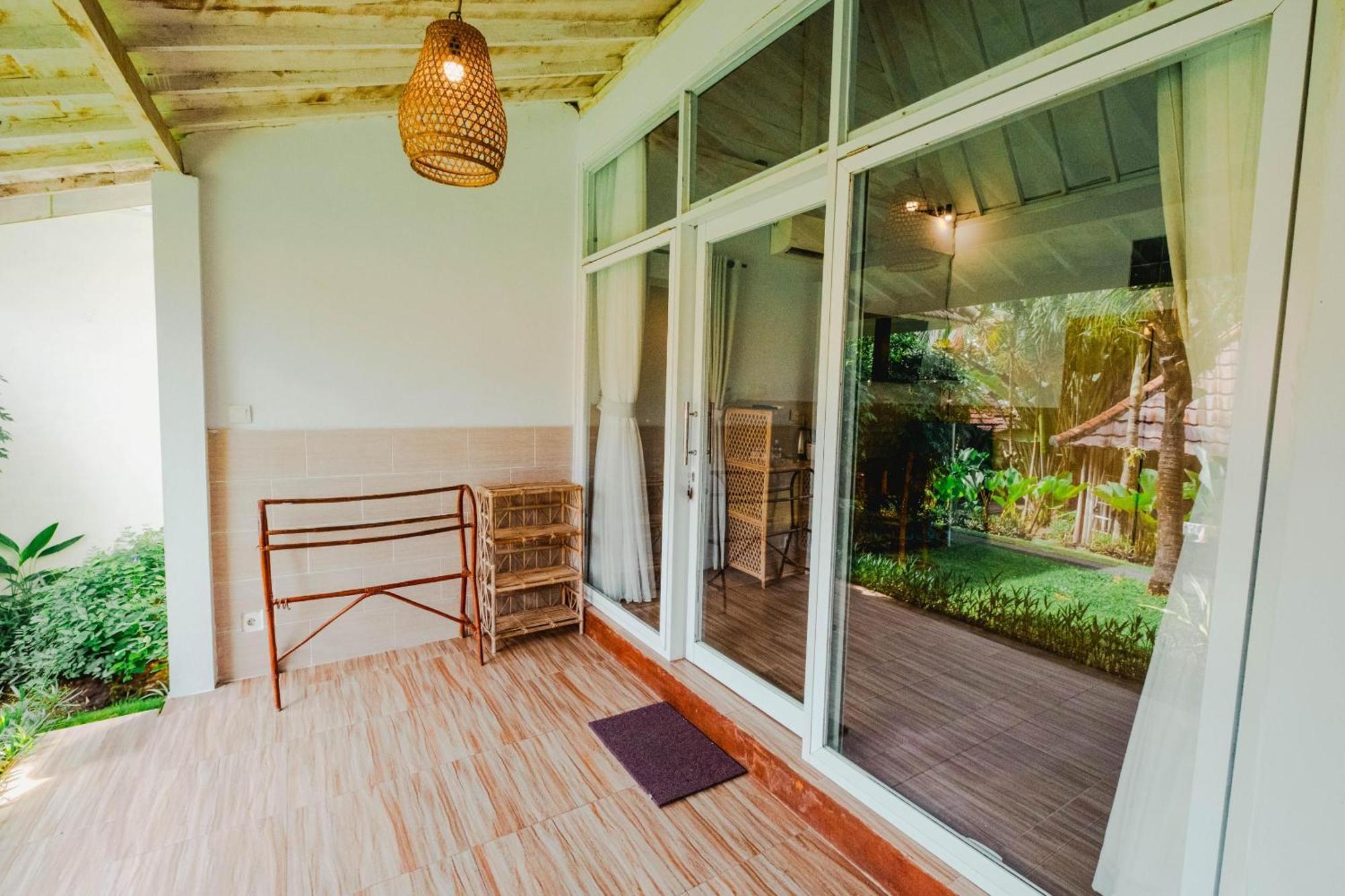 Agung Wiwin Bungalows Mengwi Exterior foto